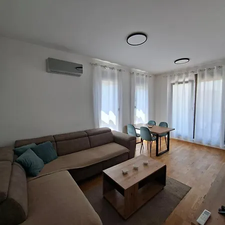 Apartament Urban Nest *